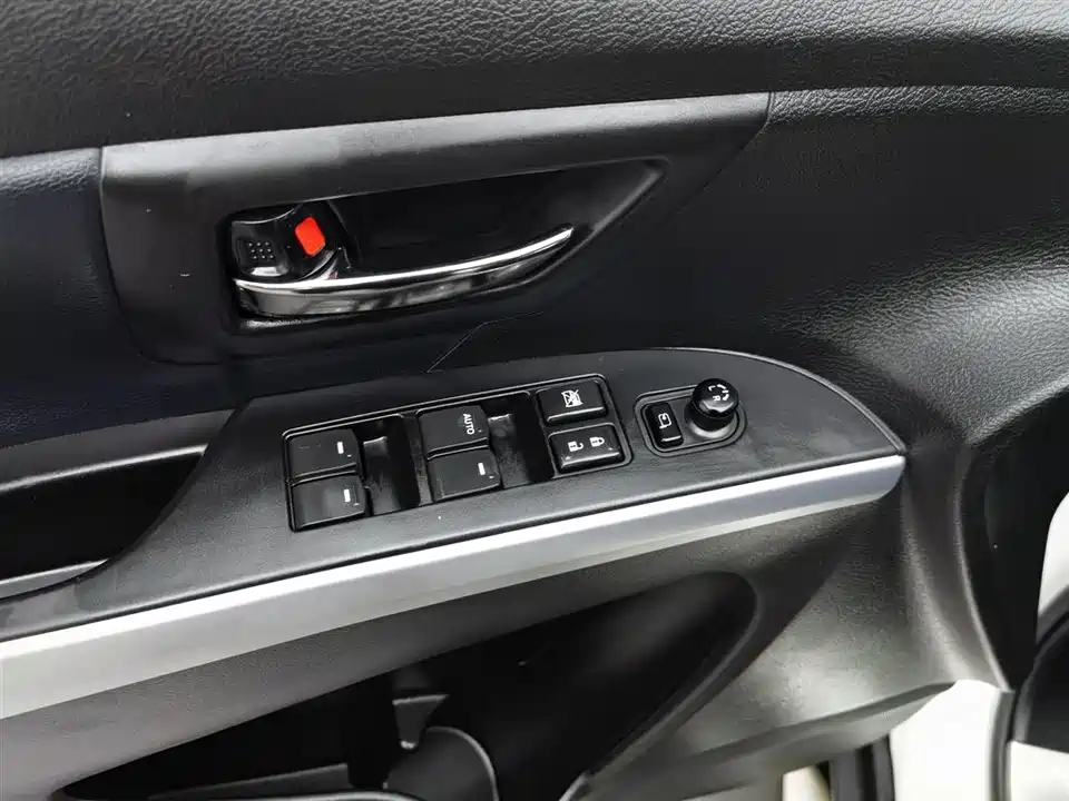 Suzuki Fengyu