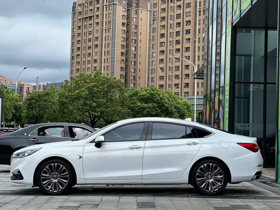 Hongqi H5