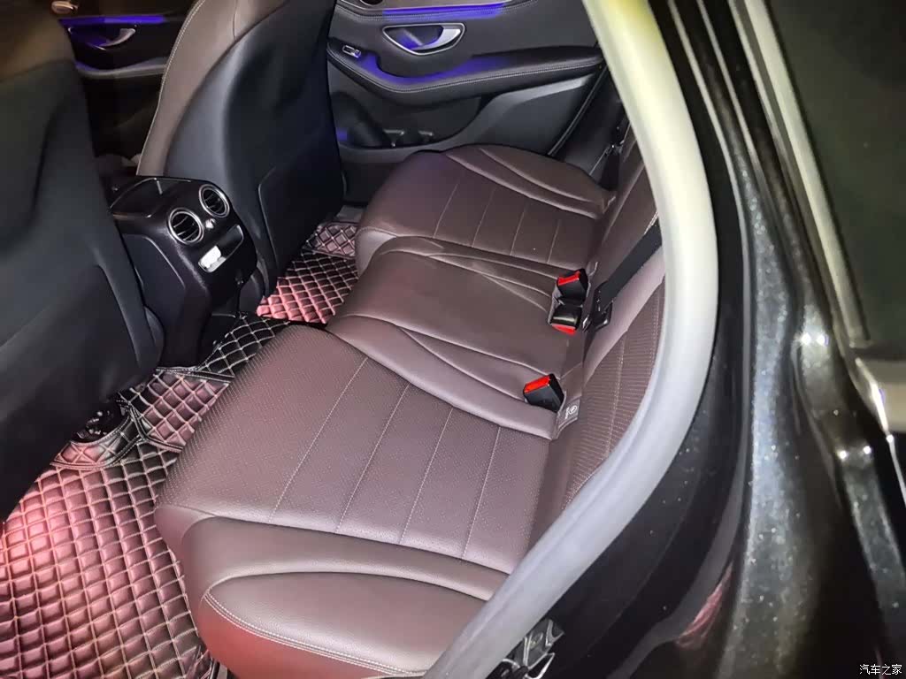 Mercedes-Benz GLC, 2020 18