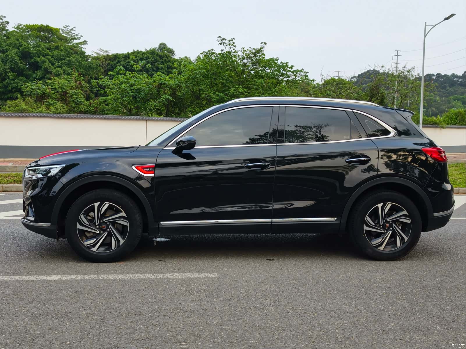 Hongqi HS5, 2023 8