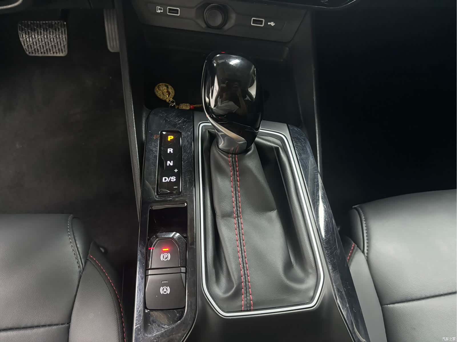 MG MG5, 2023 17