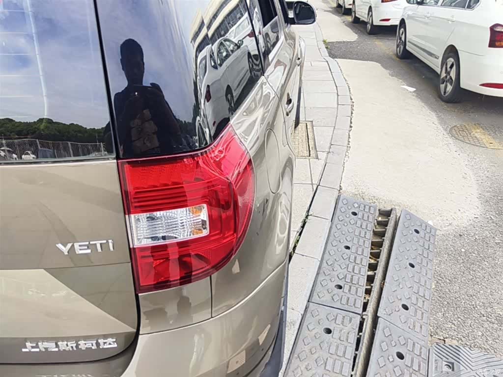 Skoda Yeti, 2018 8