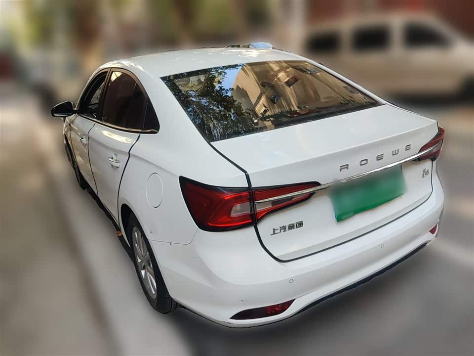 Roewe i5