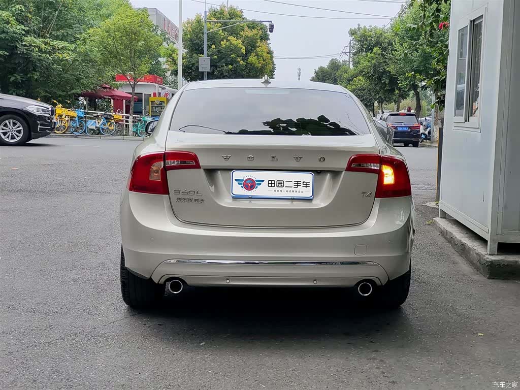 Volvo S60, 2019 все фото