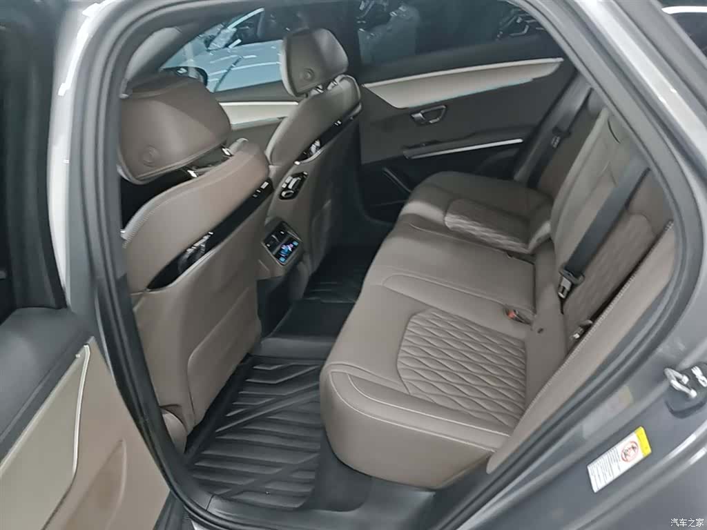 BYD Han, 2024 17