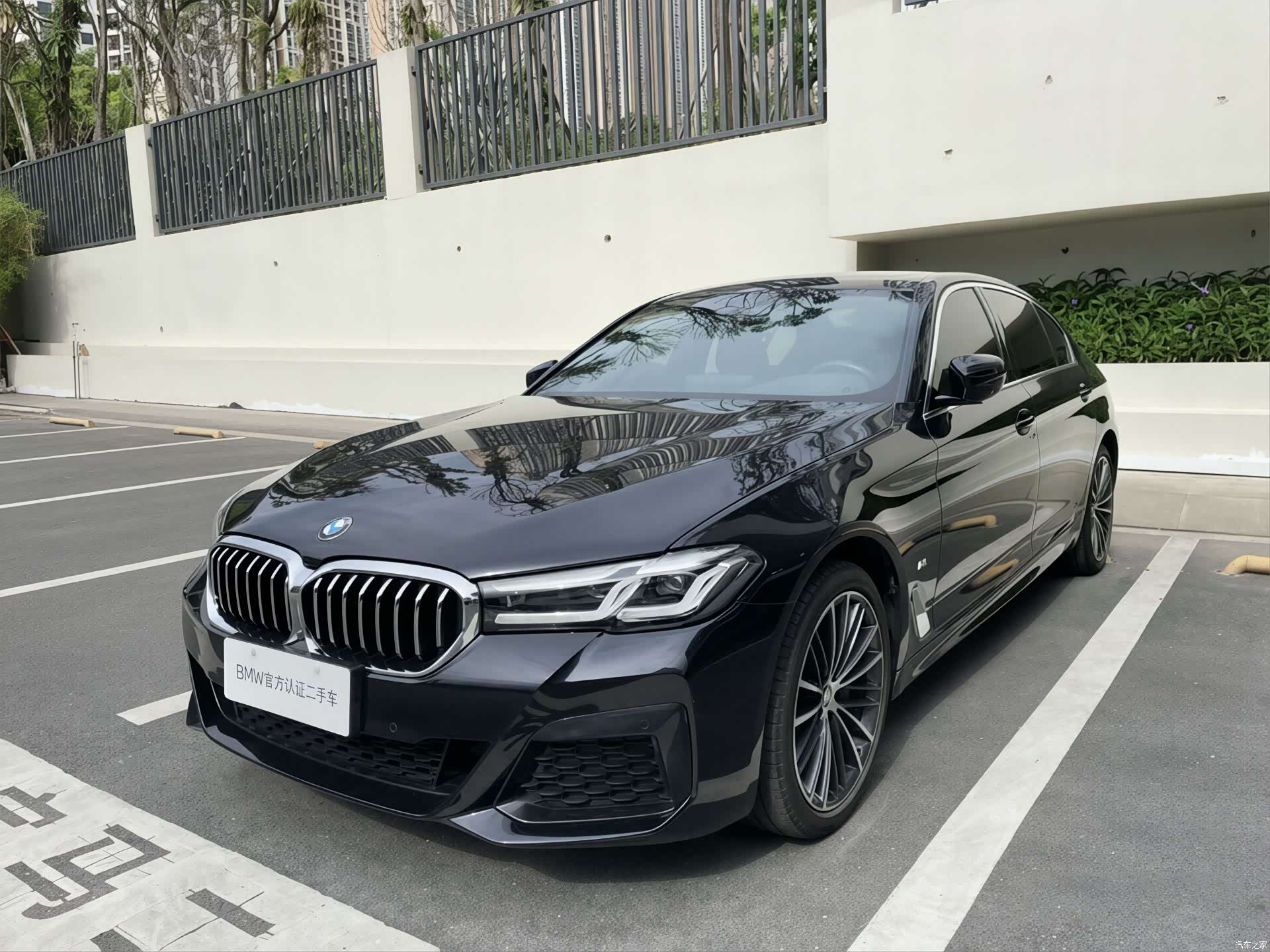 BMW 5 Series, 2023 1