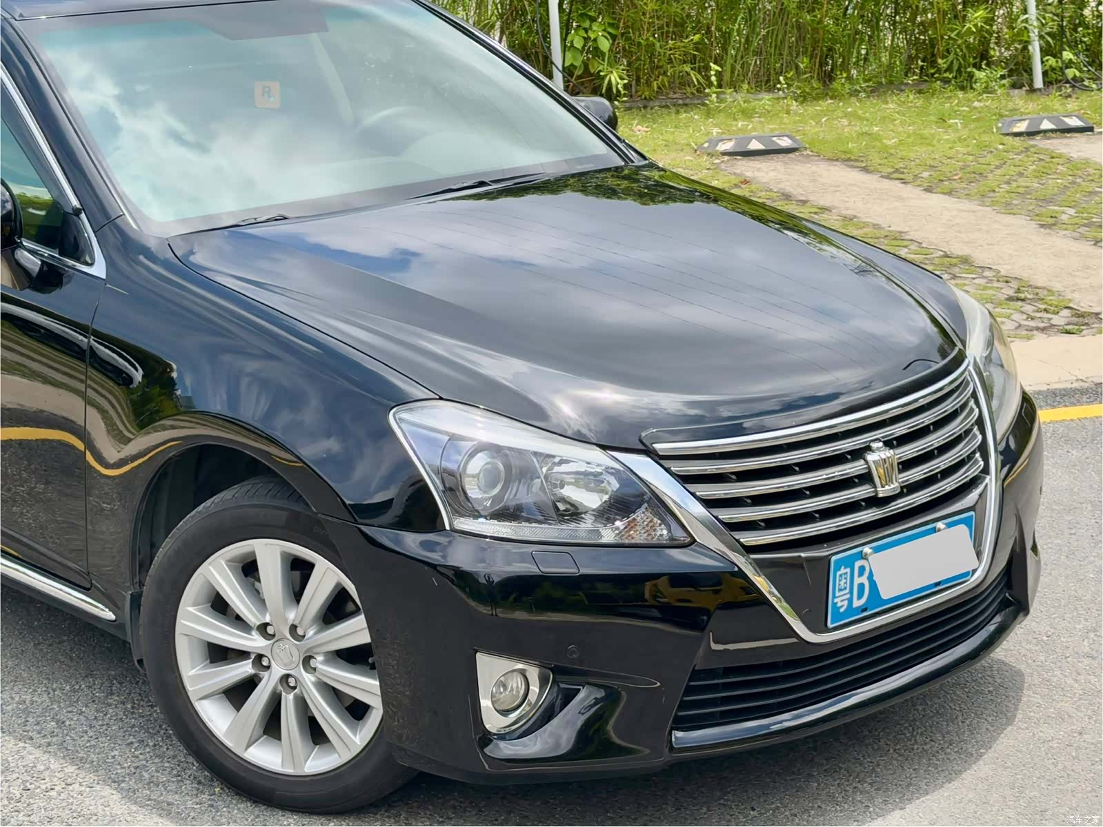 Toyota Crown, 2014 10