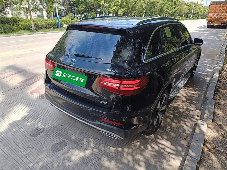 Mercedes-Benz GLC Mercedes-Benz GLC