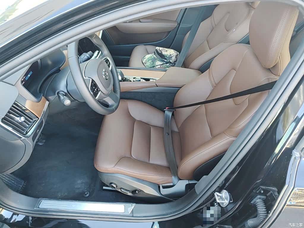 Volvo S90, 2025 22