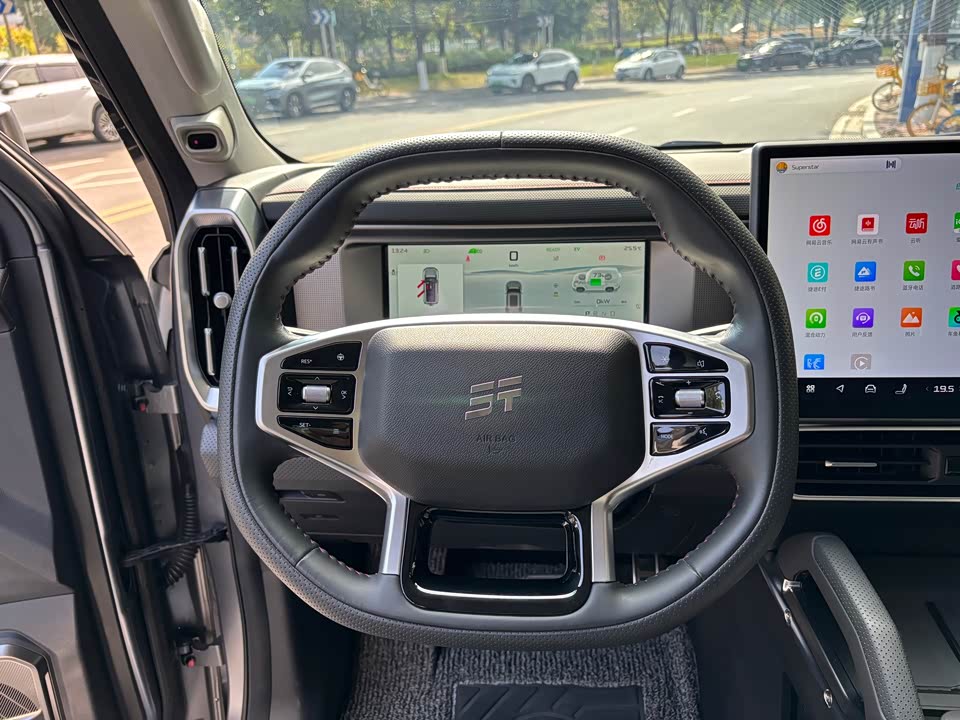 Jetour Jet Traveler C-DM