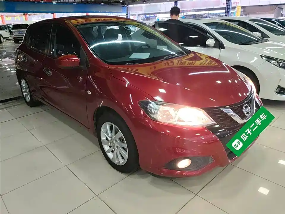 Nissan TIIDA