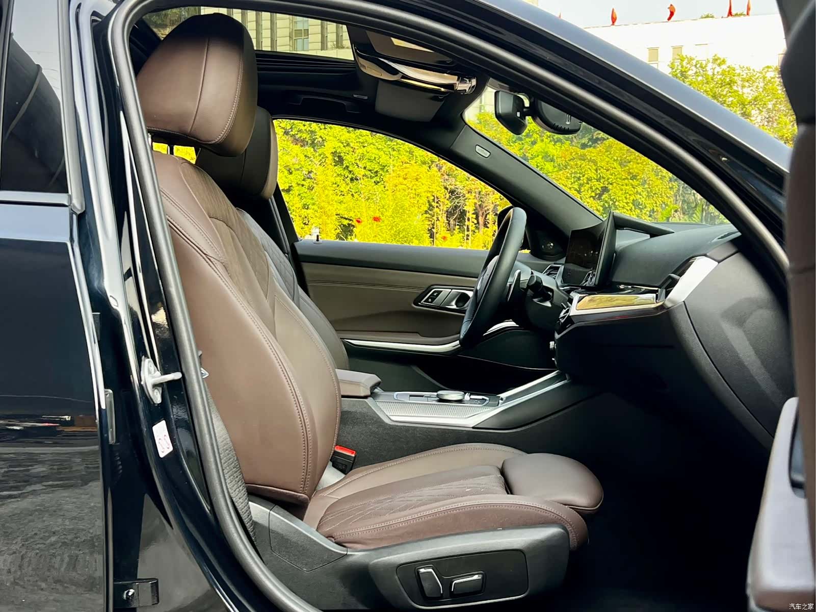 BMW 3 Series, 2024 19
