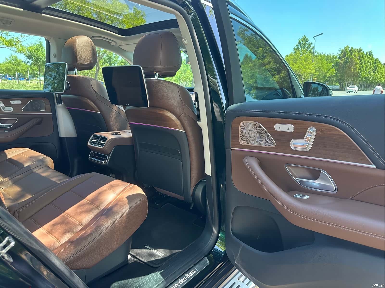 Mercedes-Benz GLS, 2024 14