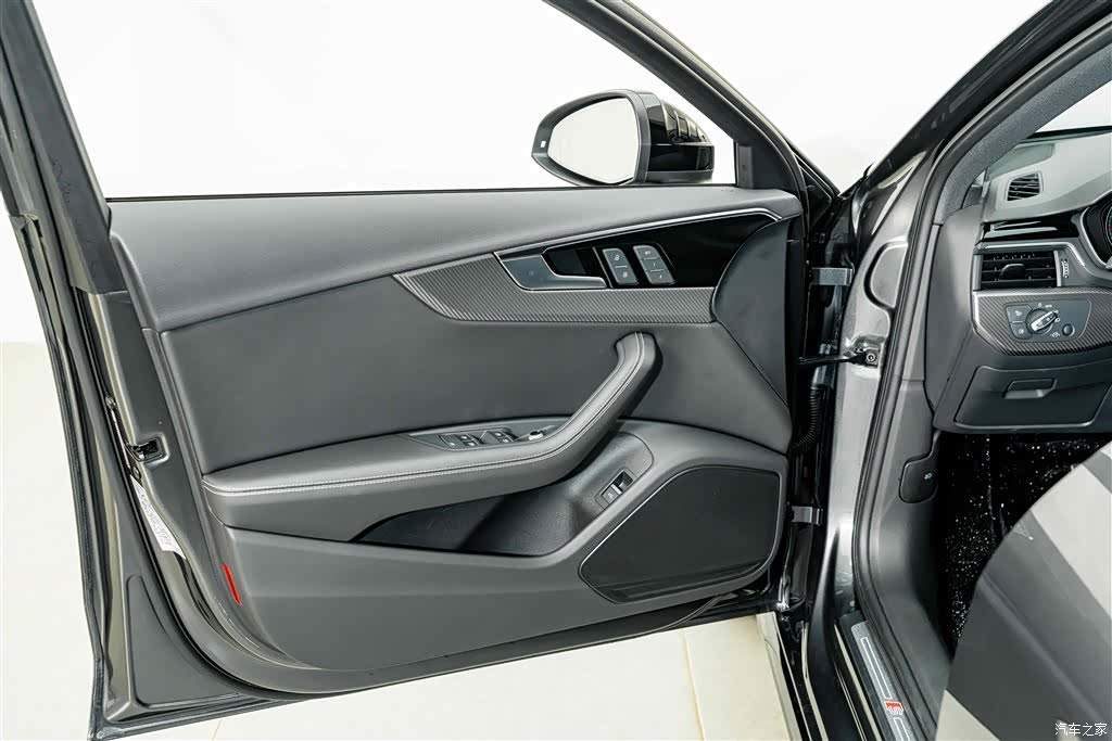 Audi A4L, 2023 16