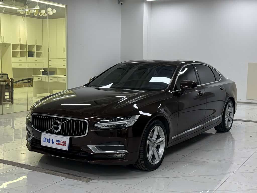 Volvo S90