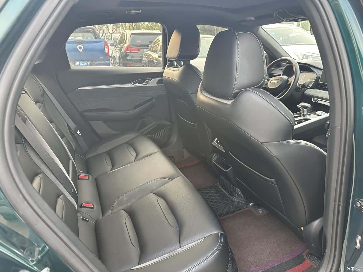 Geely Preface, 2022 10