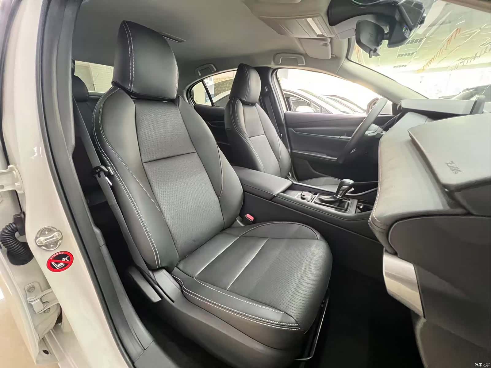 Mazda Mazda3, 2022 21
