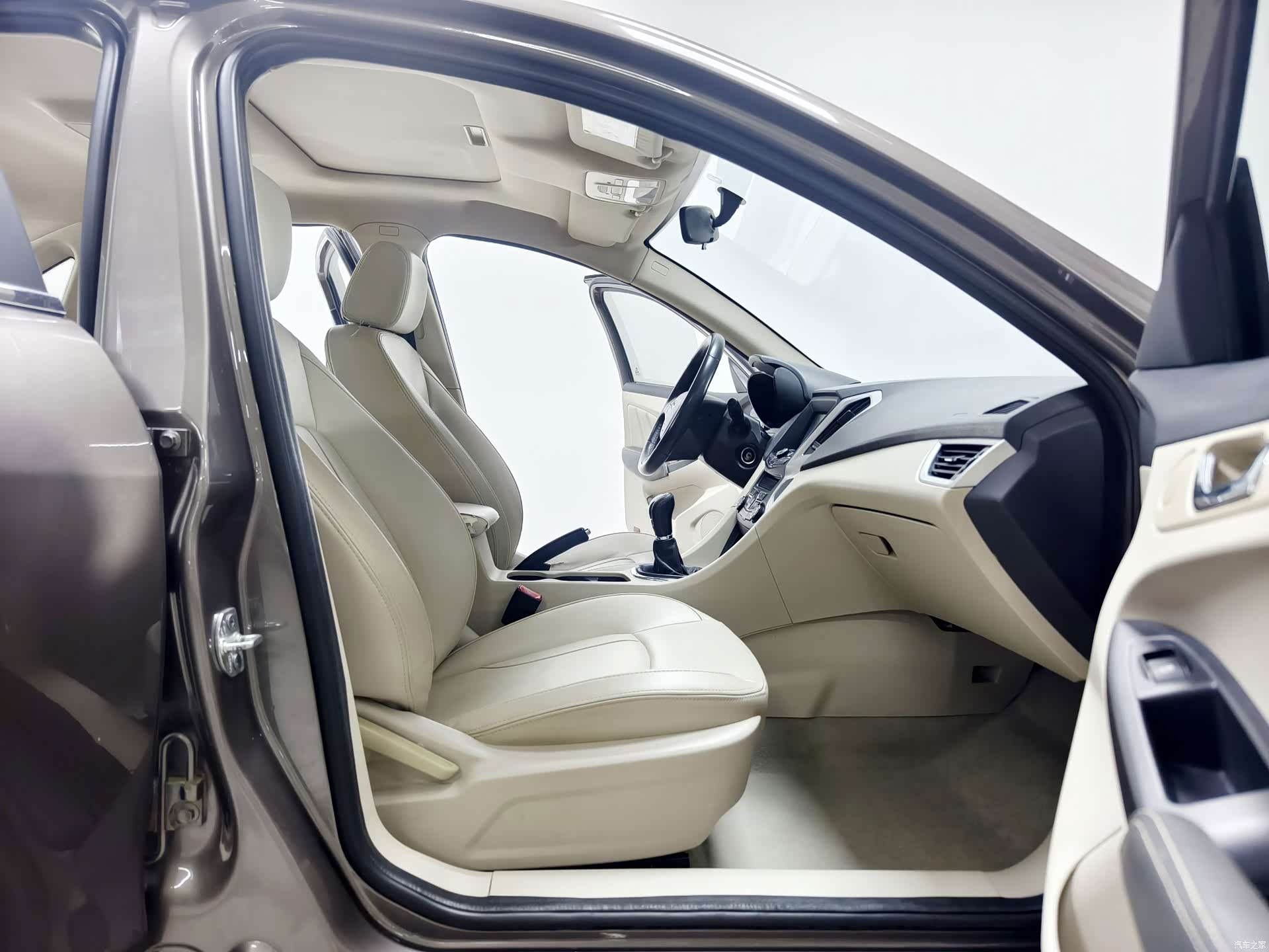 Chery 7, 2015 14