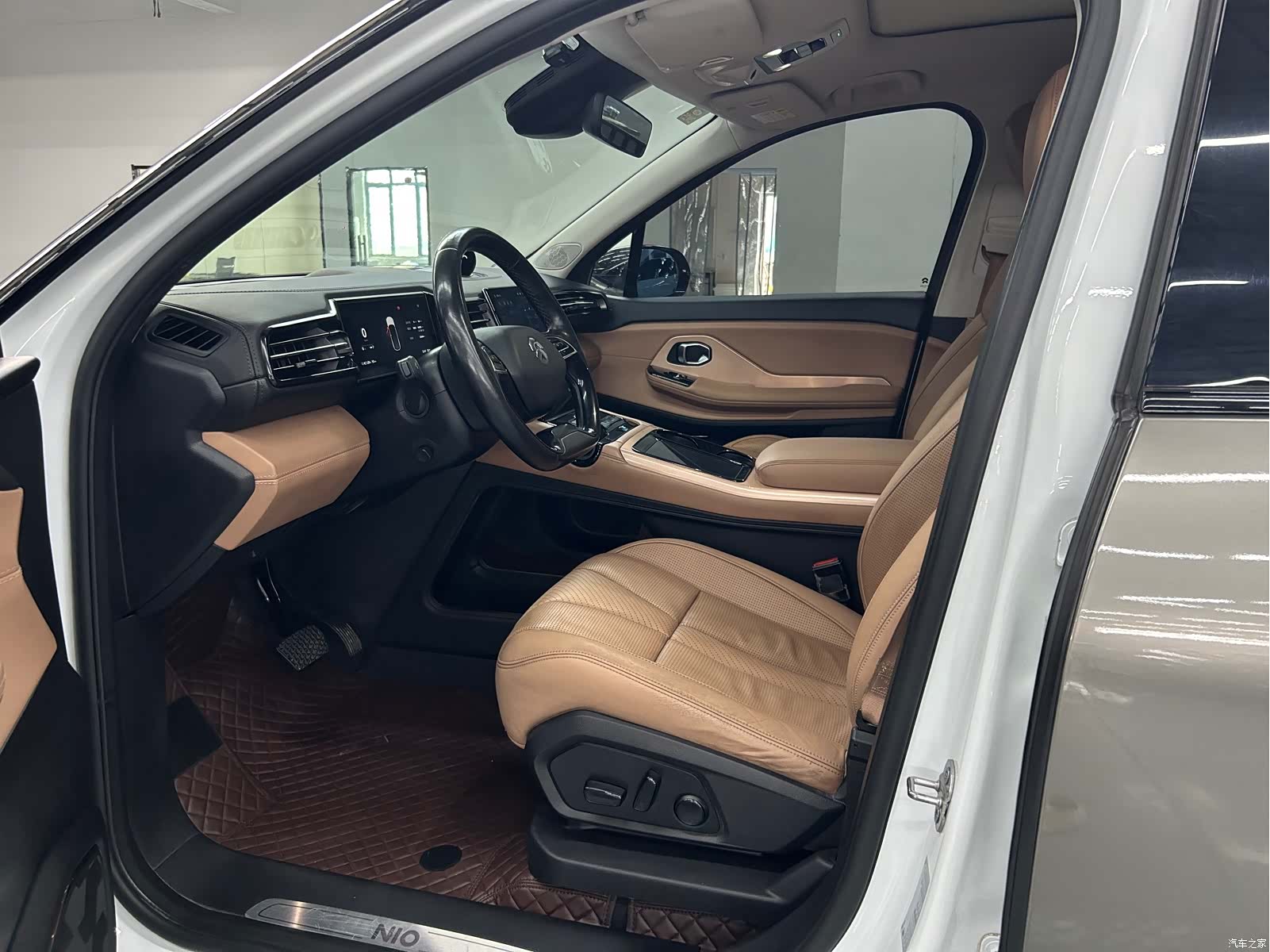 NIO ES8, 2019 4