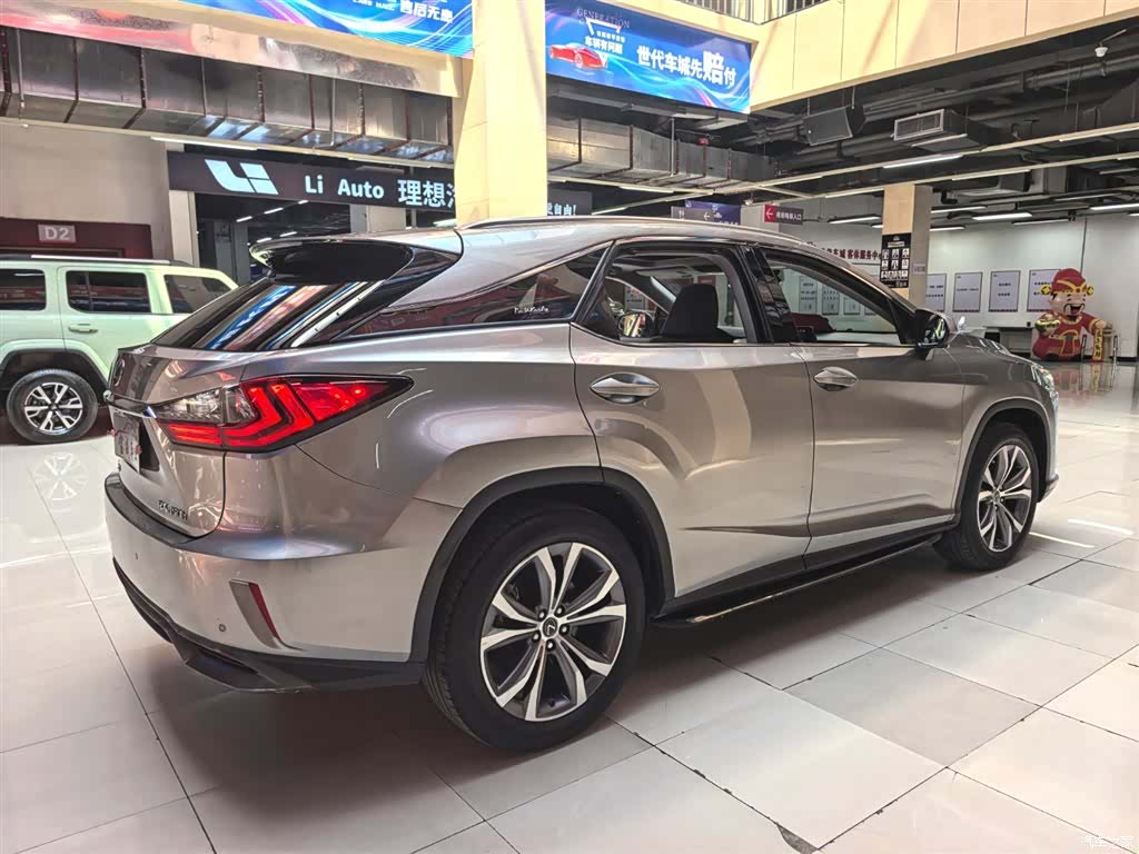 Lexus RX, 2018 3