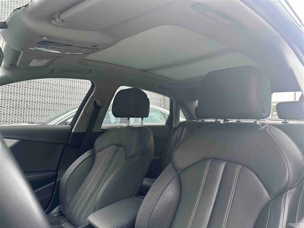Audi A4L, 2023 11