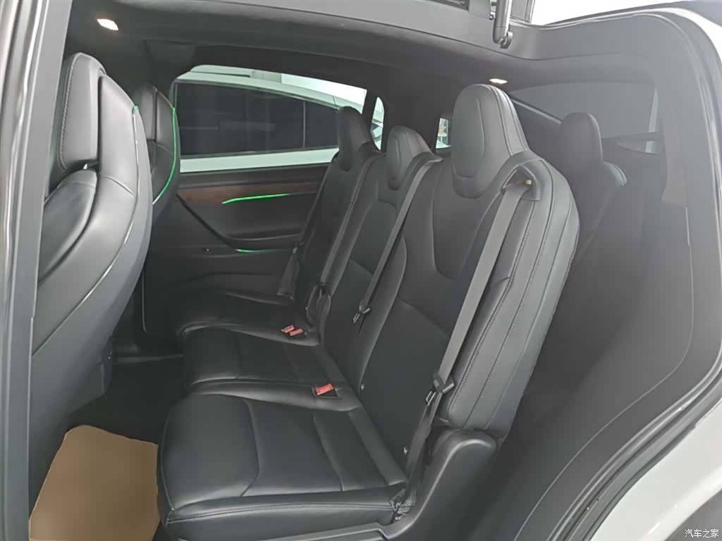 Tesla Model X, 2019 17