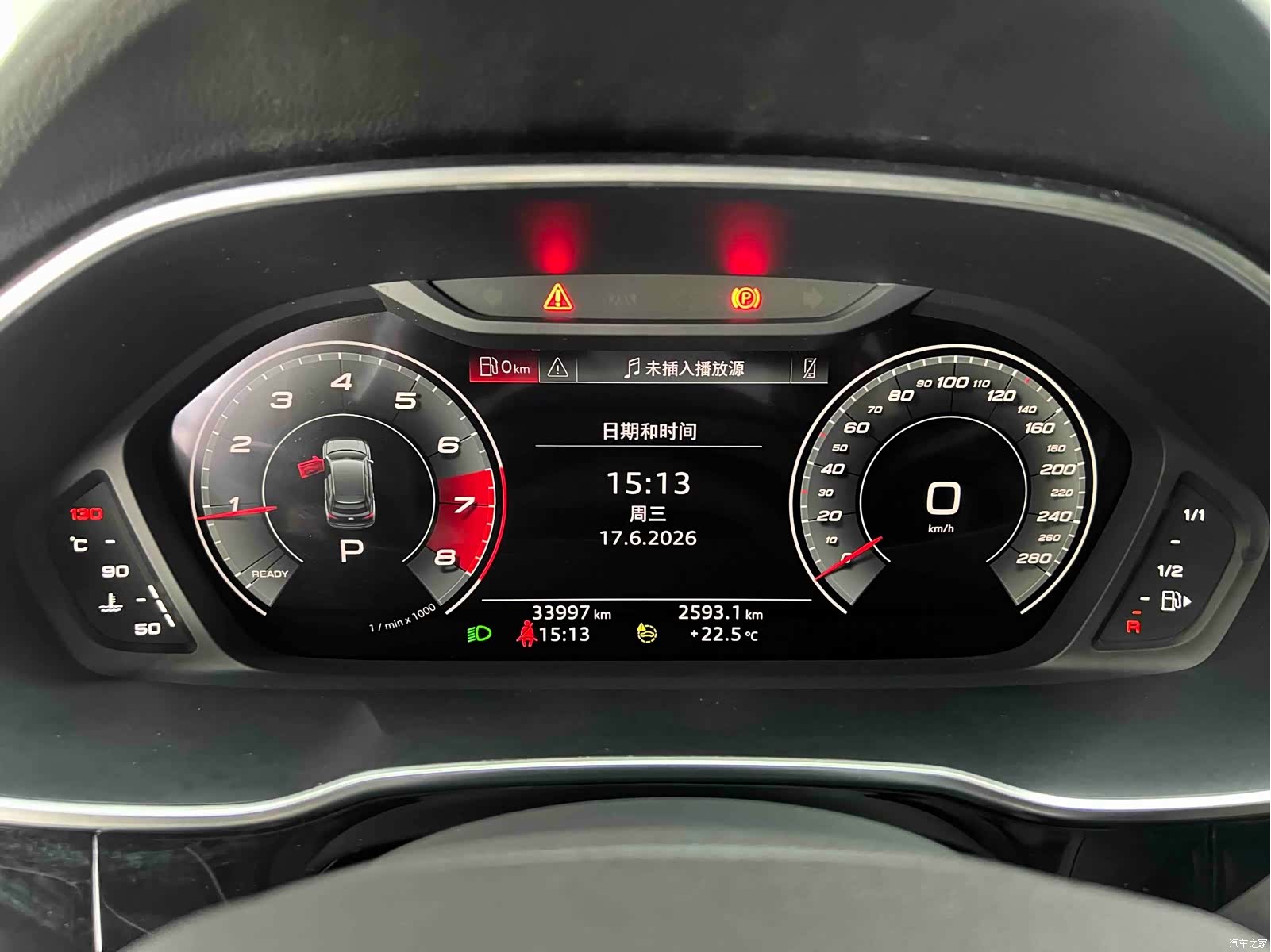 Audi Q3, 2022 10
