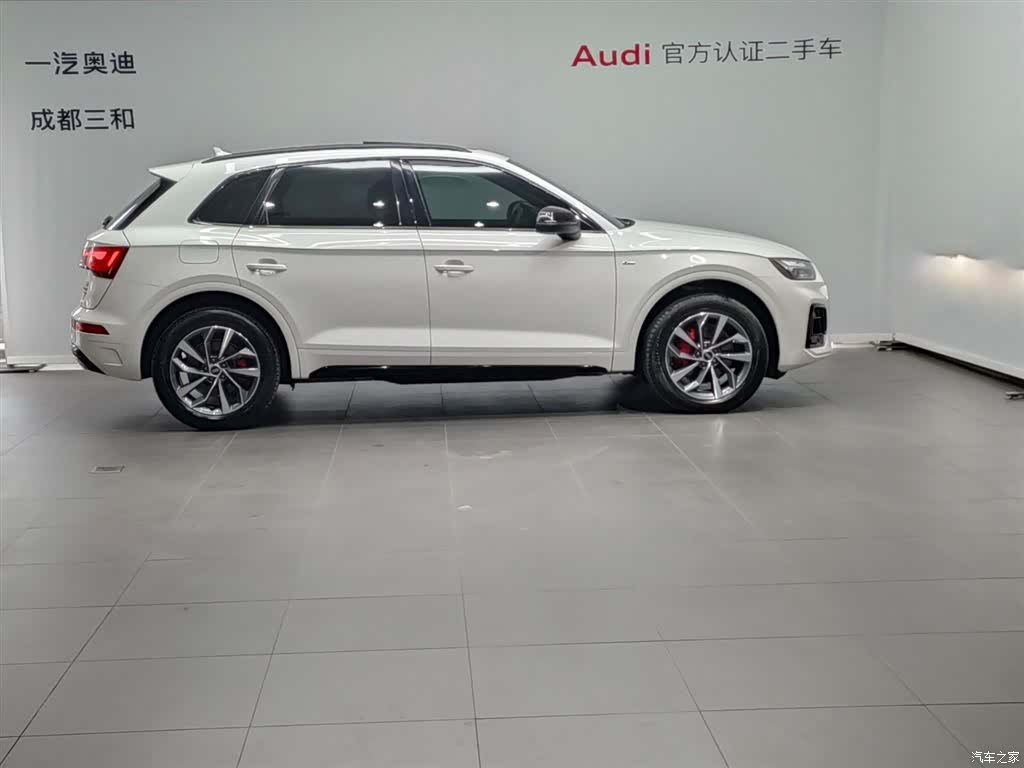 Audi Q5L, 2024 3