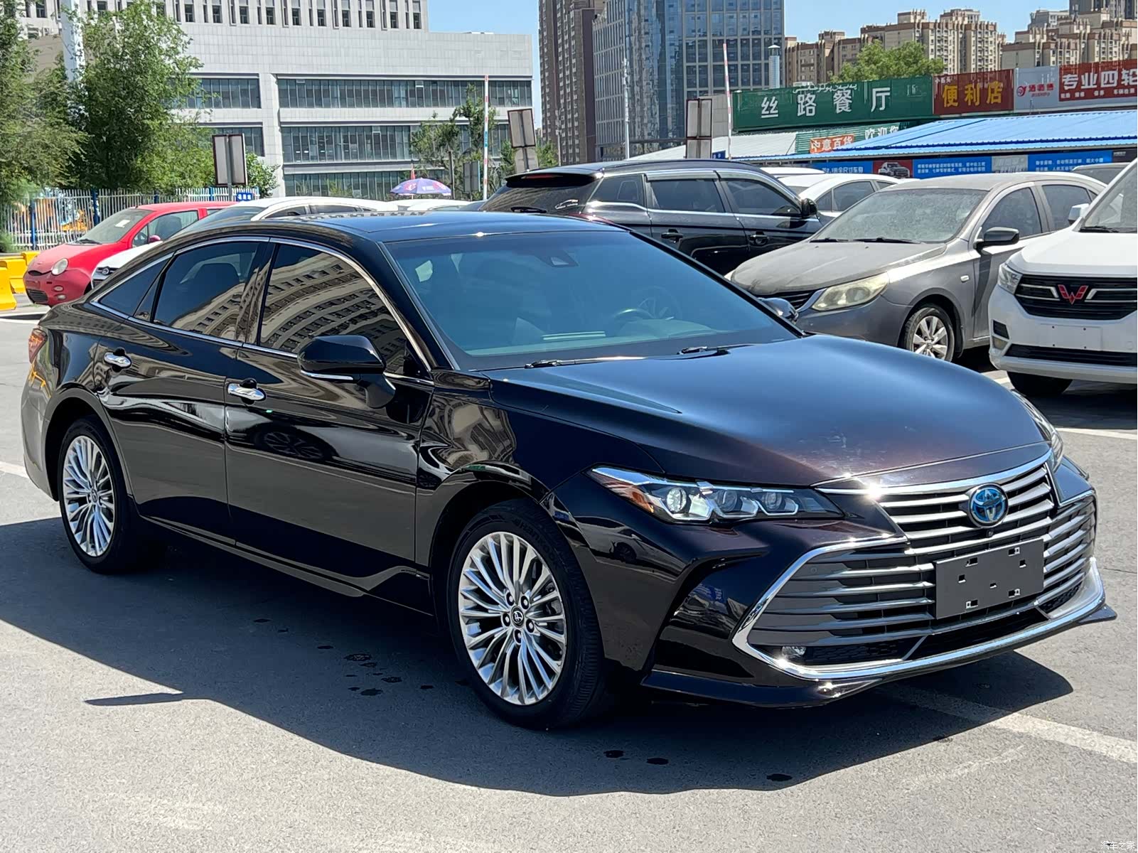 Toyota Avalon, 2019 3