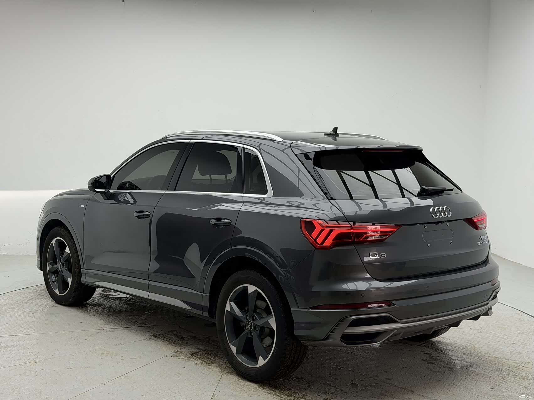 Audi Q3, 2023 6