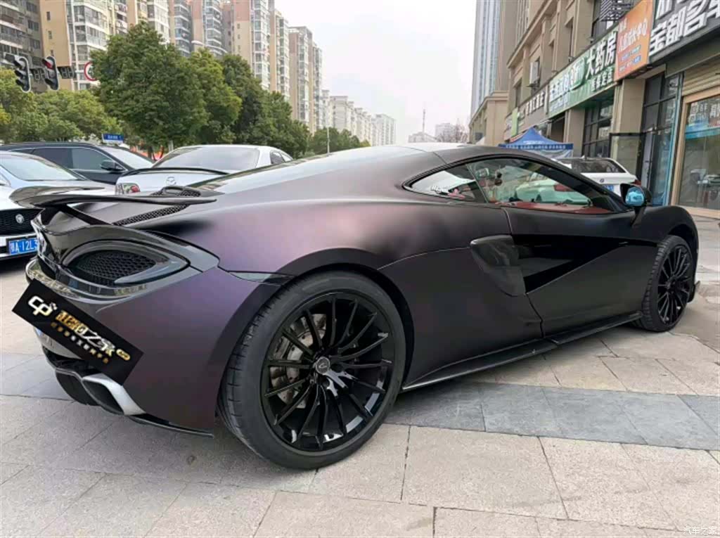 McLaren 570, 2017 6