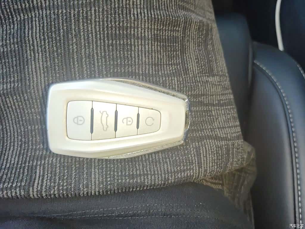 Geely Preface, 2023 12