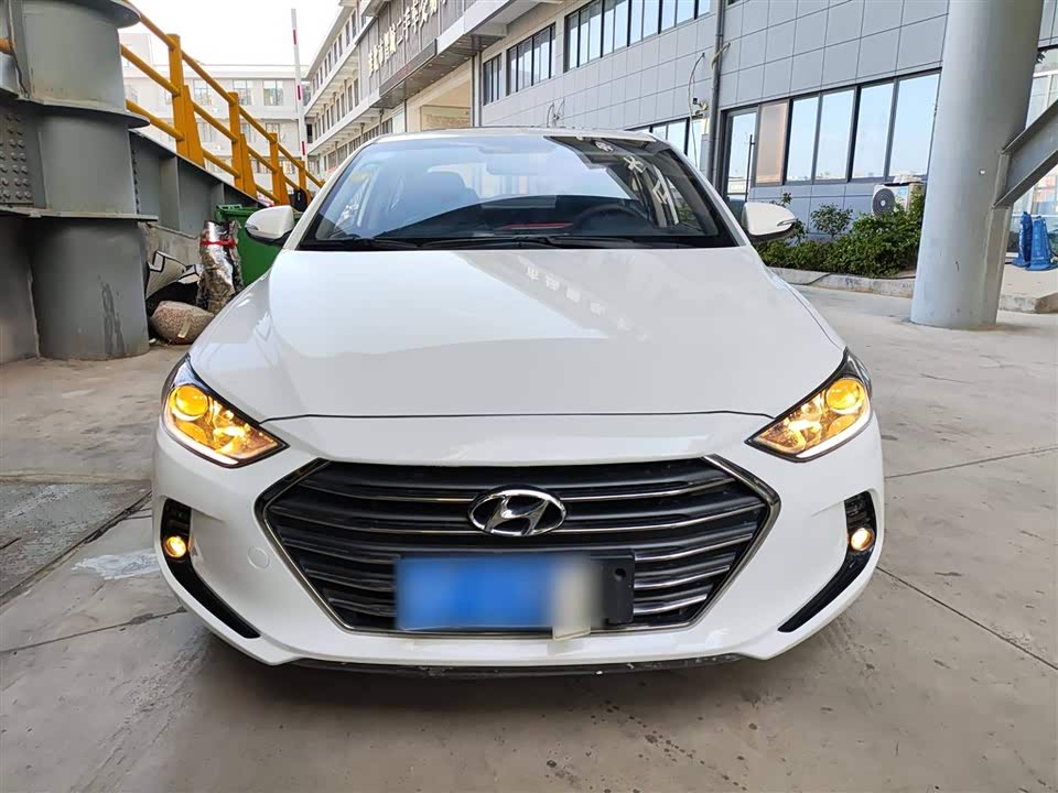 Hyundai Lead