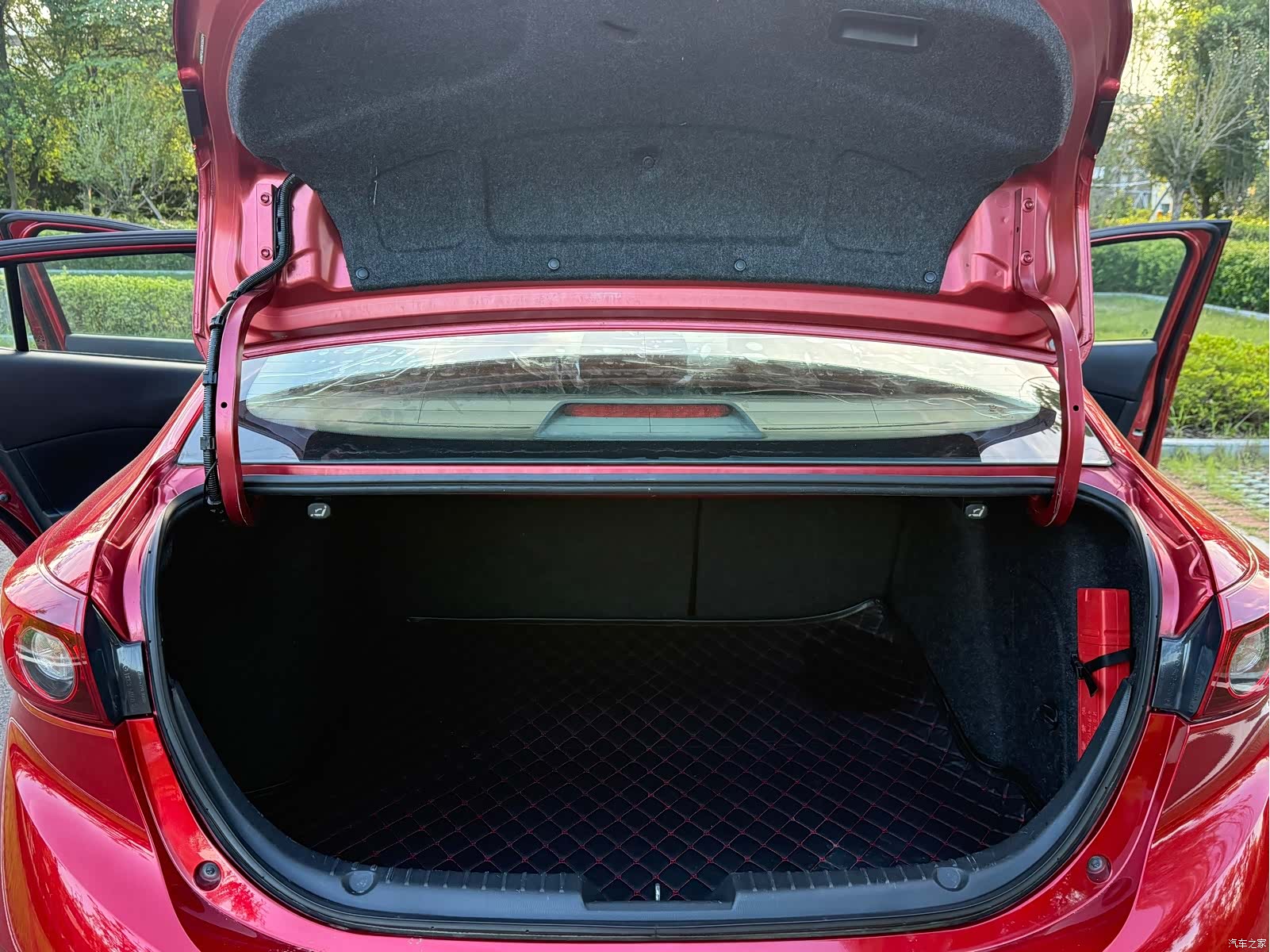 Mazda Mazda3, 2016 14