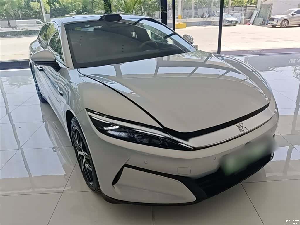 BYD Han, 2025 4