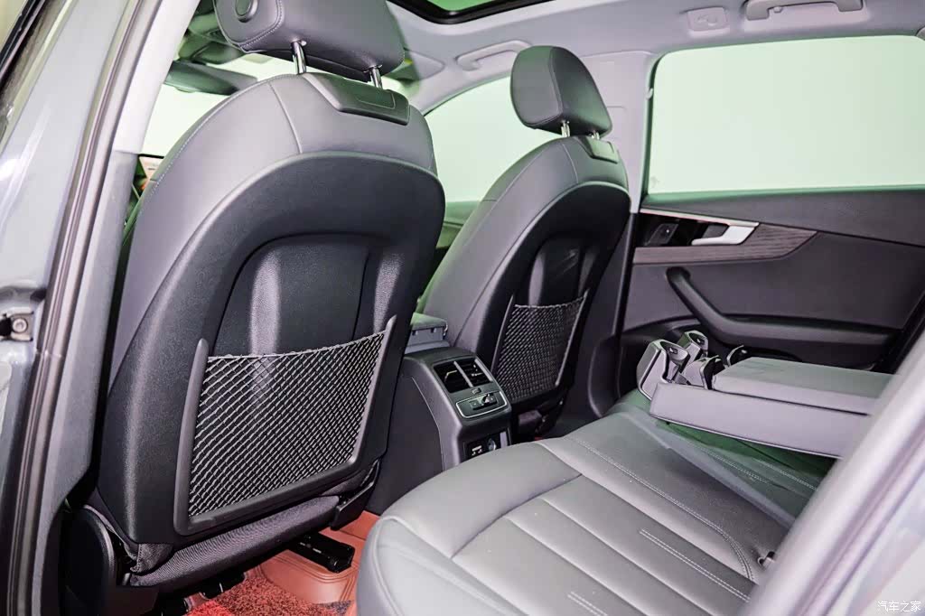 Audi A4, 2024 17
