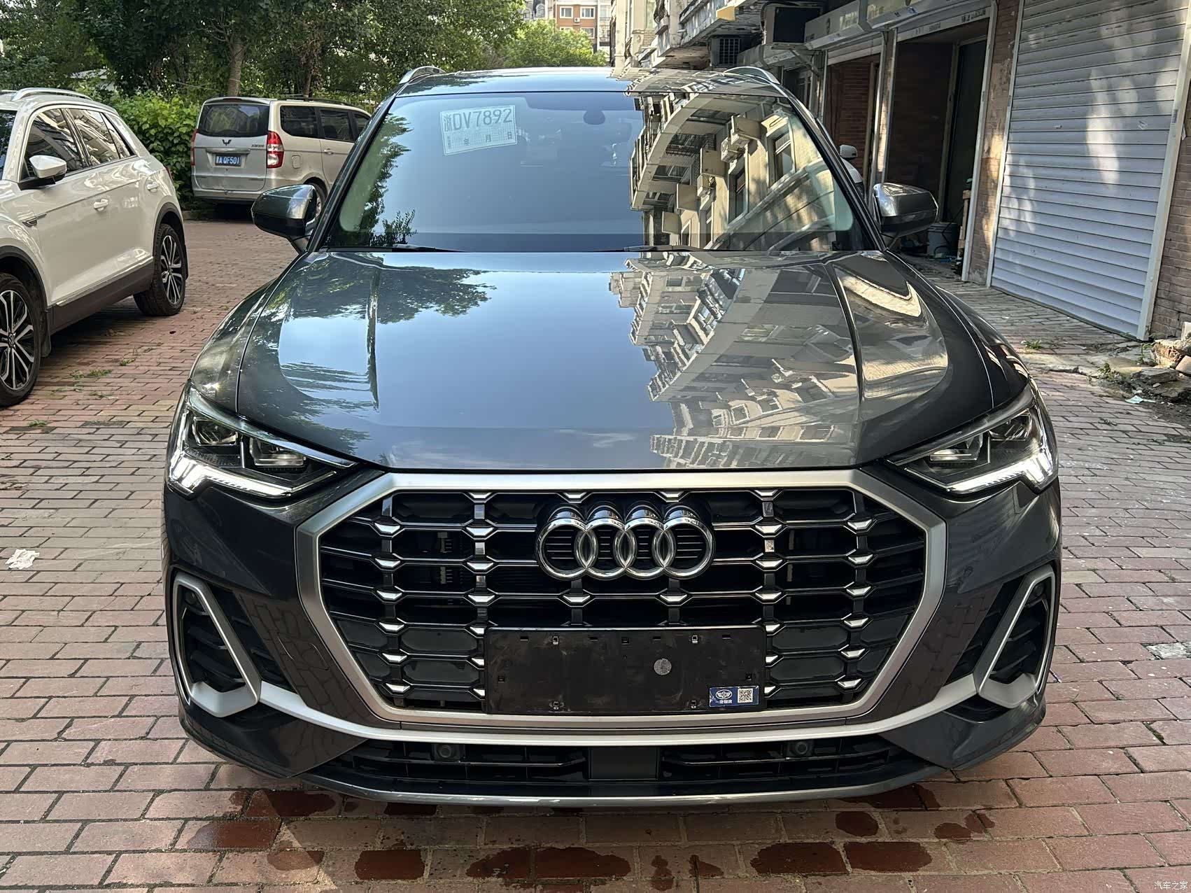 Audi Q3, 2023 2
