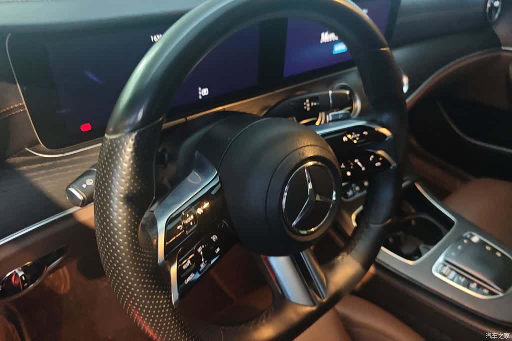 Mercedes-Benz E-Class, 2021 15