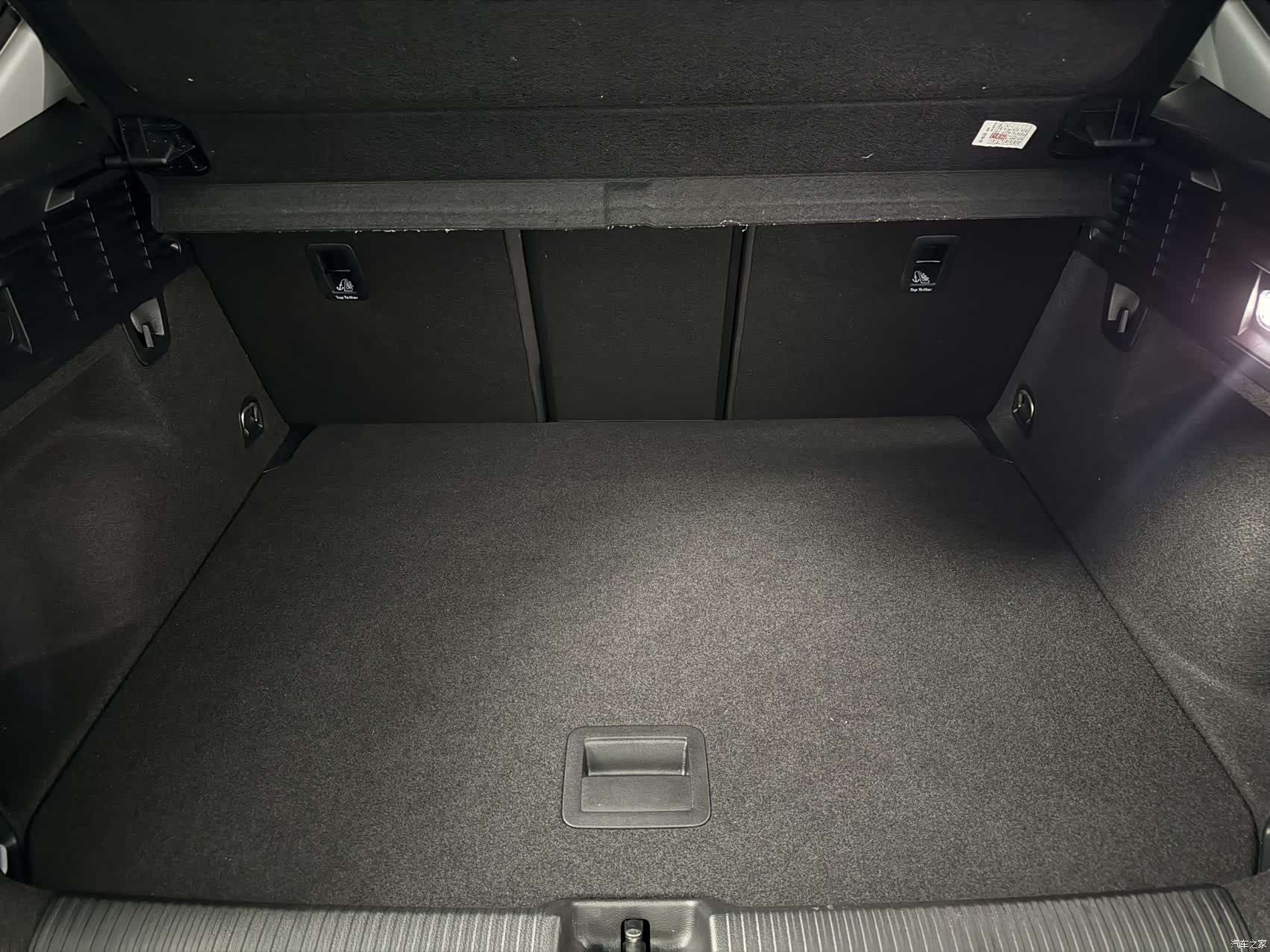 Audi Q2L, 2022 18