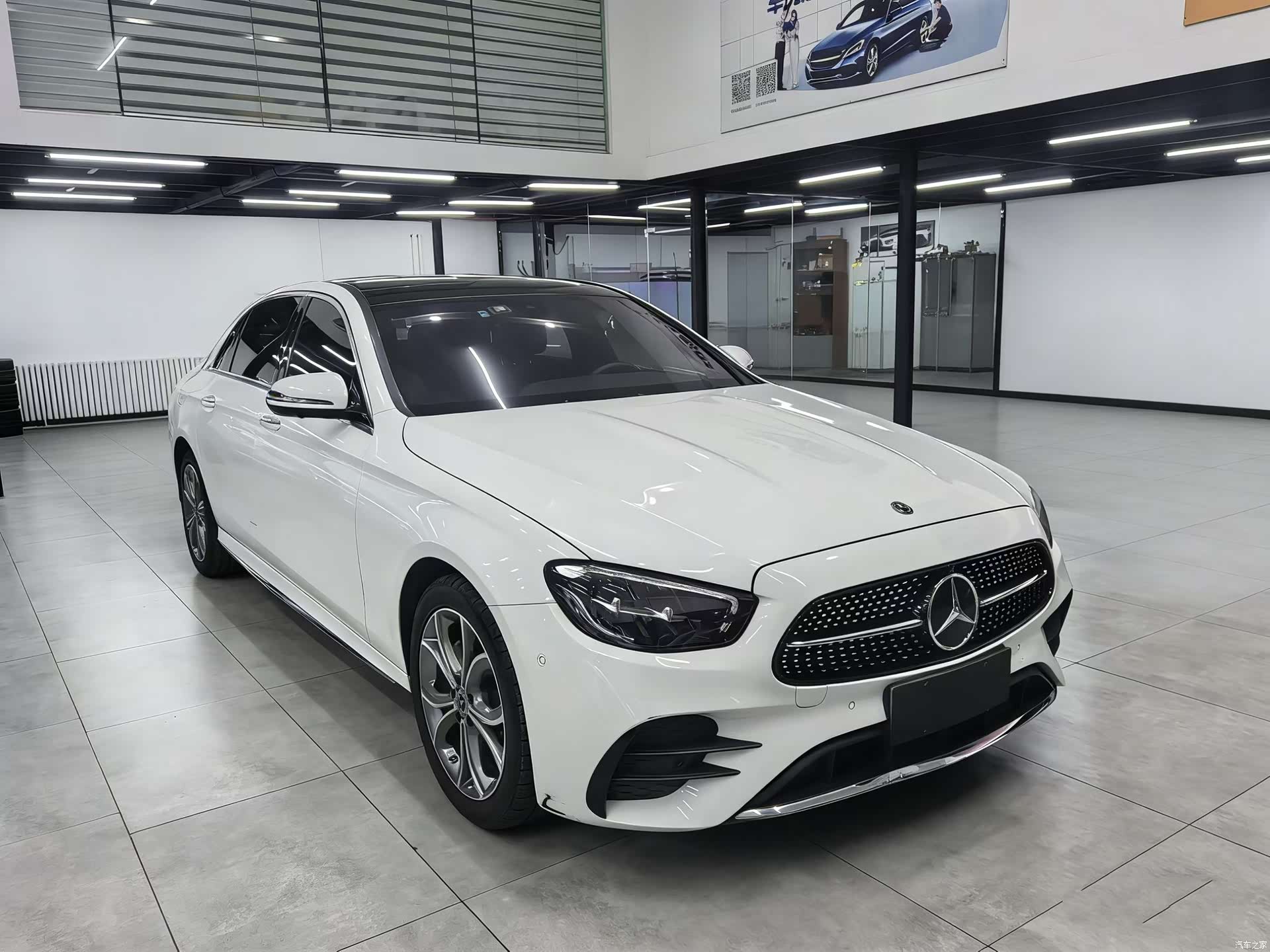 Mercedes-Benz E-Class, 2021 3