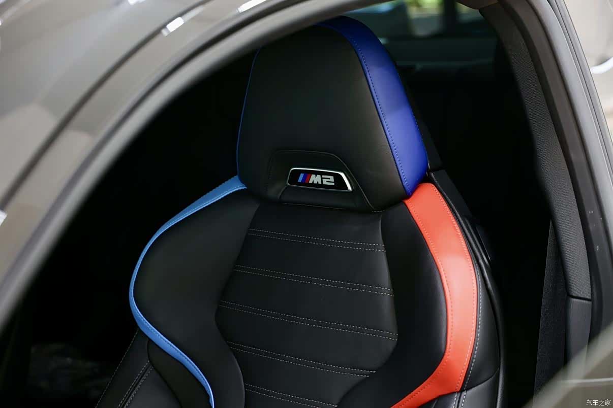 BMW M2, 2024 8