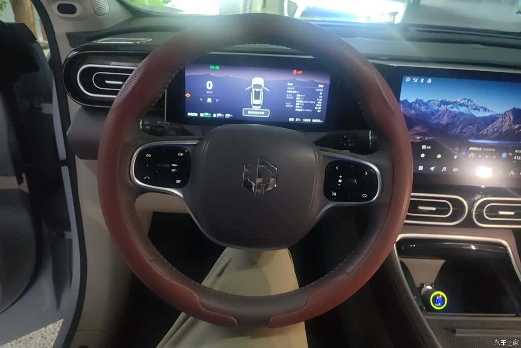 Leapmotor C11, 2024 15