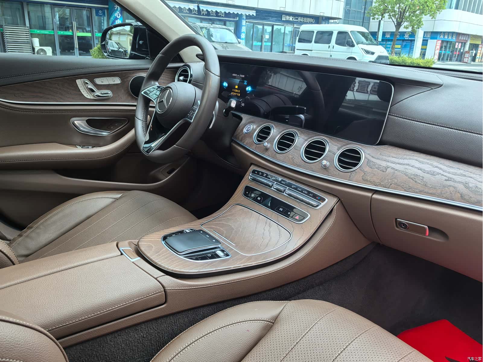 Mercedes-Benz E-Class, 2020 6