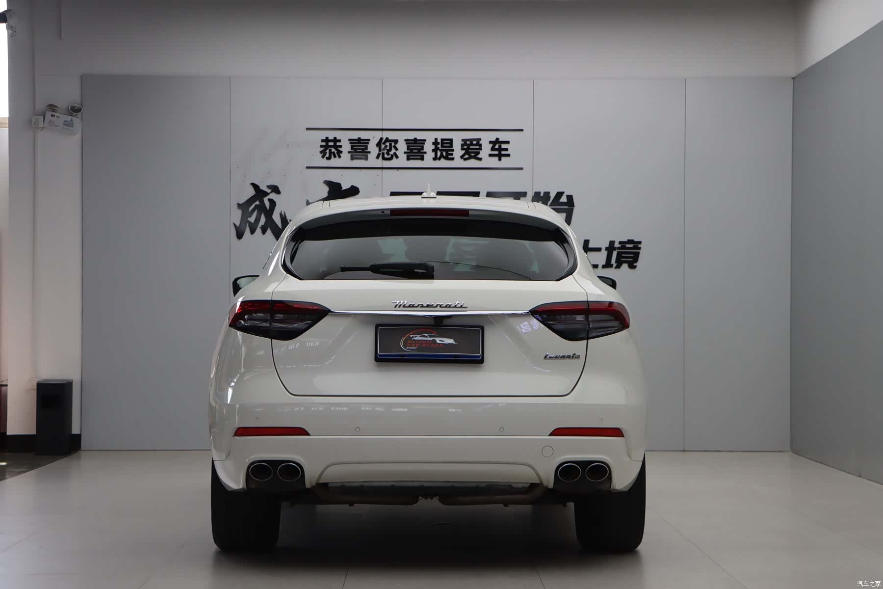 Maserati Levante, 2022 все фото