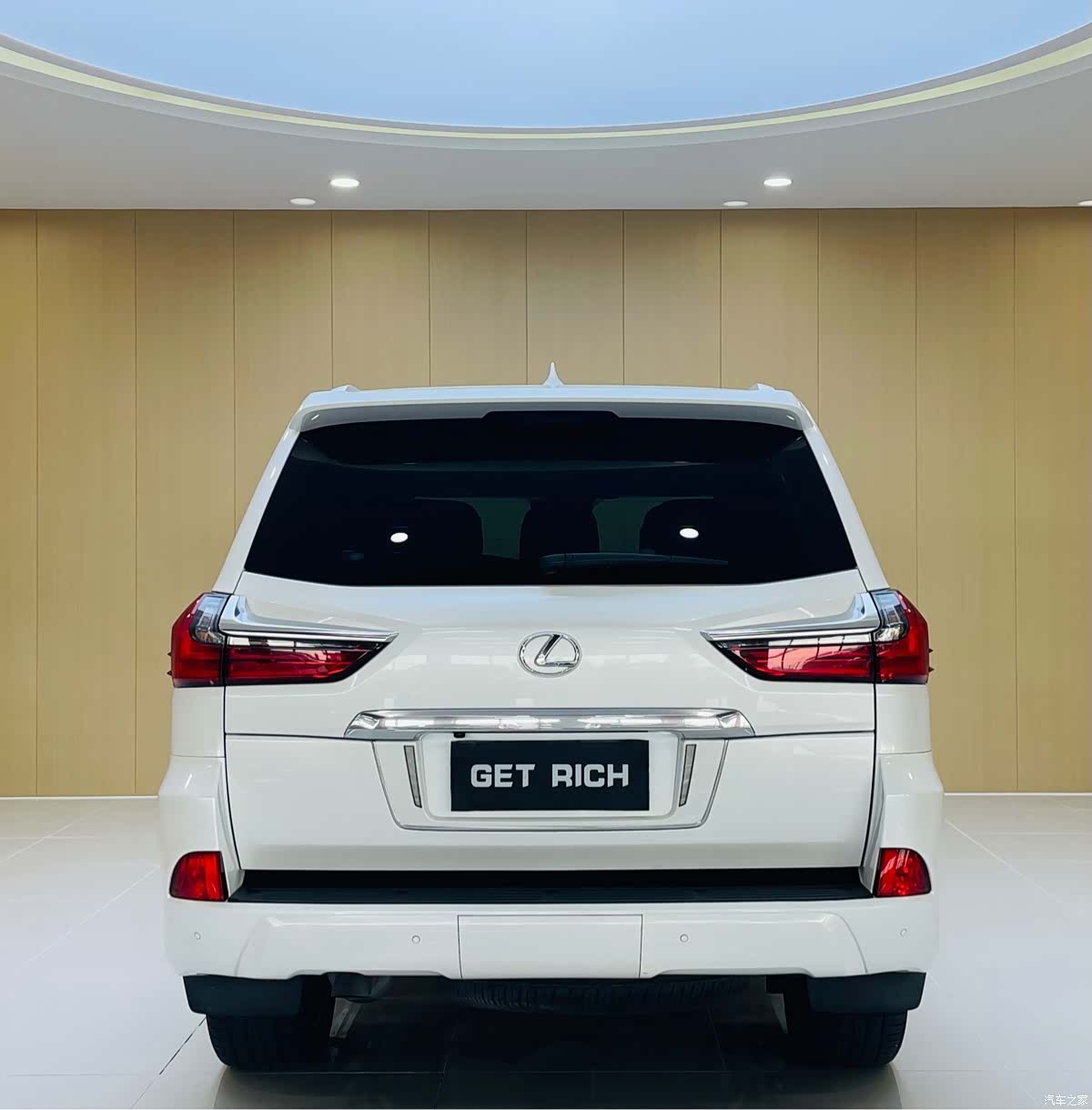 Lexus LX, 2019 8