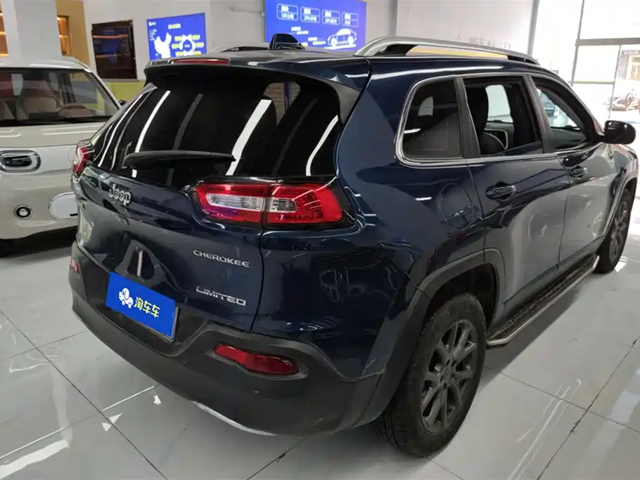 Jeep Free light