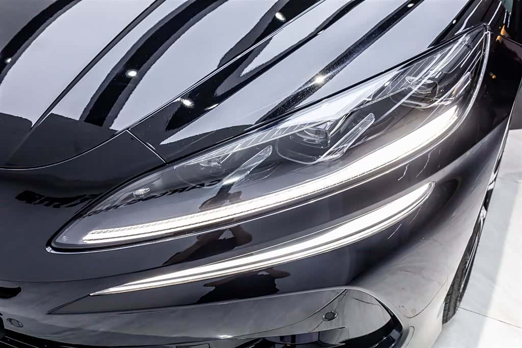 Denza Z9GT, 2024 37