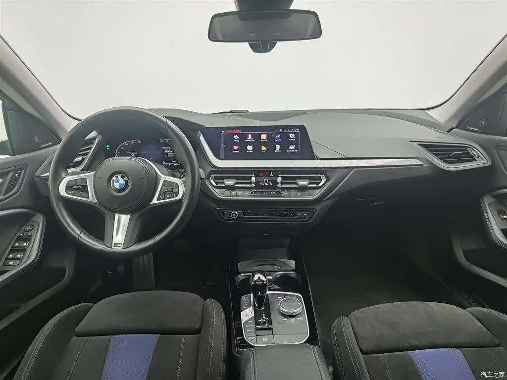 BMW 2 Series, 2023 все фото