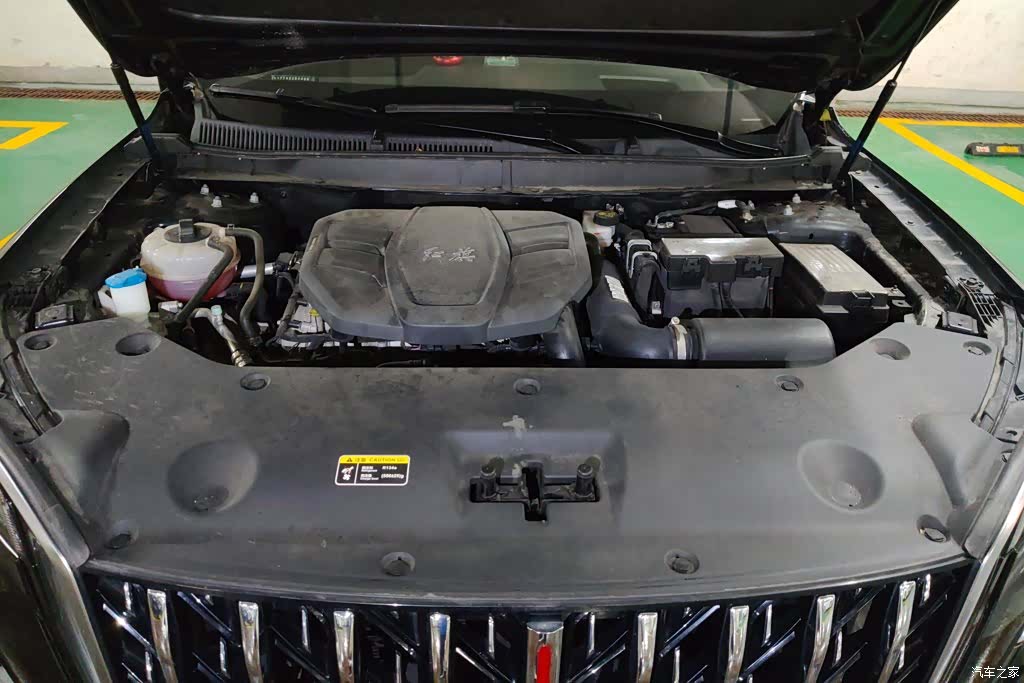 Hongqi HS5, 2023 10
