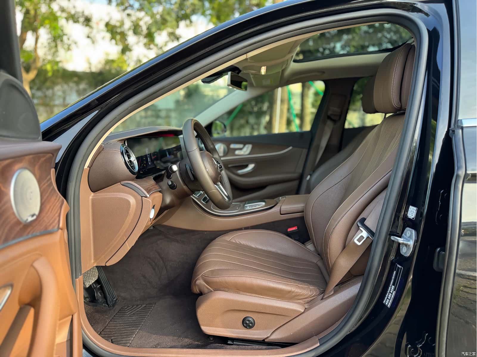 Mercedes-Benz E-Class, 2020 10